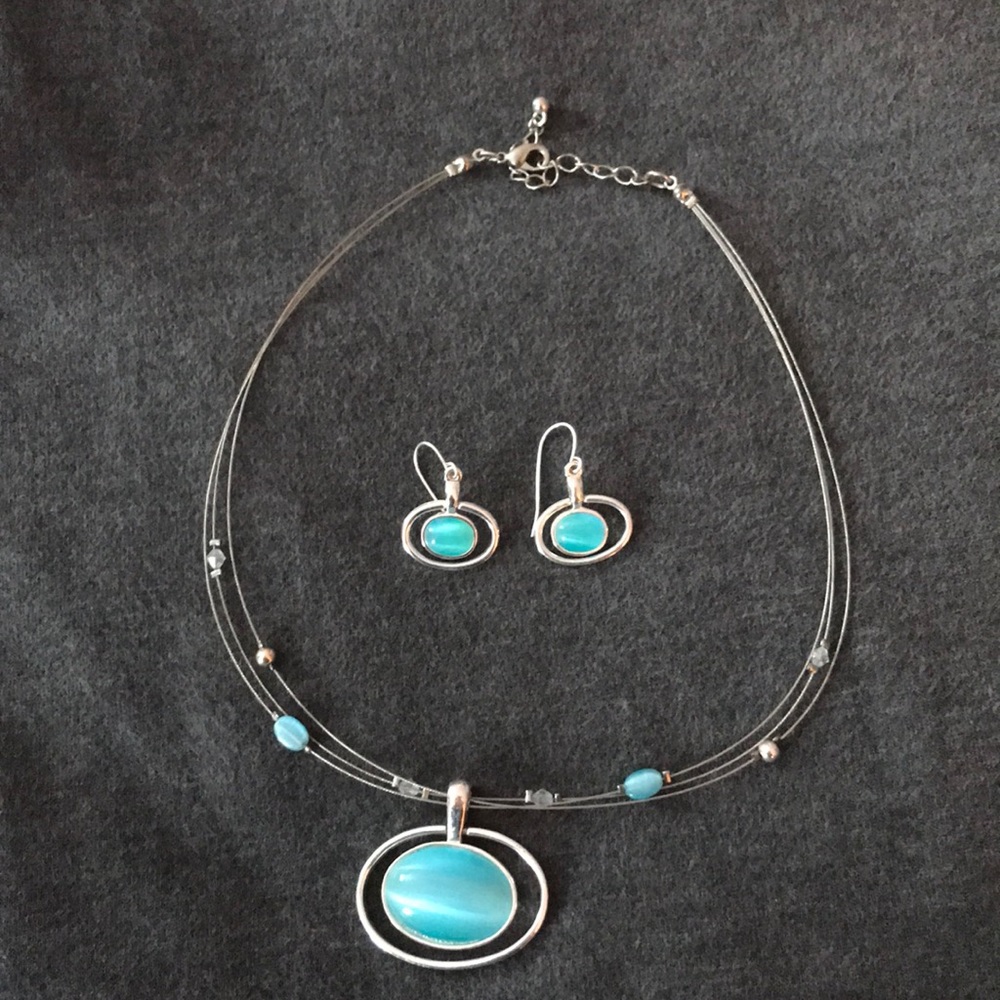 Lia Sophia Jewelry Set, Necklace and earrings